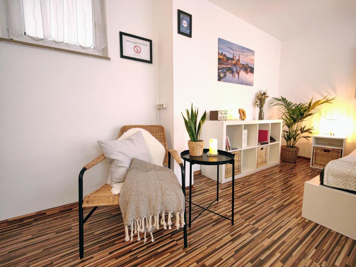 Gemuetliche Ferienwohnung In Ruhiger Lage Dresden Luaran gambar