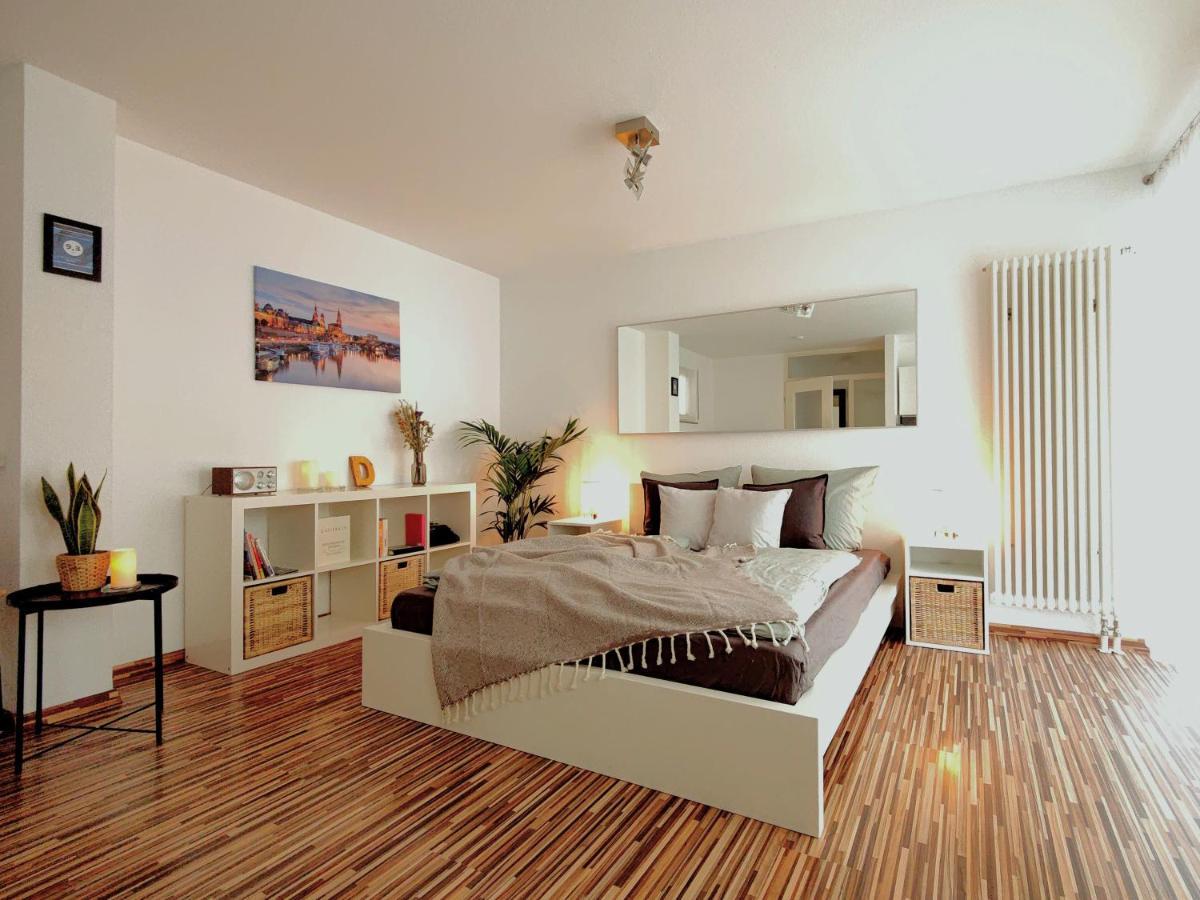 Gemuetliche Ferienwohnung In Ruhiger Lage Dresden Luaran gambar